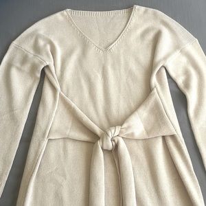 Like-New Short Sweater Dress!